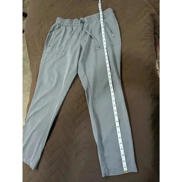 Ladies grey water repellent outdoor activities pants by Magellan size L - Picture 1 of 5
